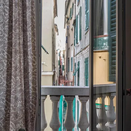Private Terrace, Old Town, Aquarium 6 Min Apartament Genua